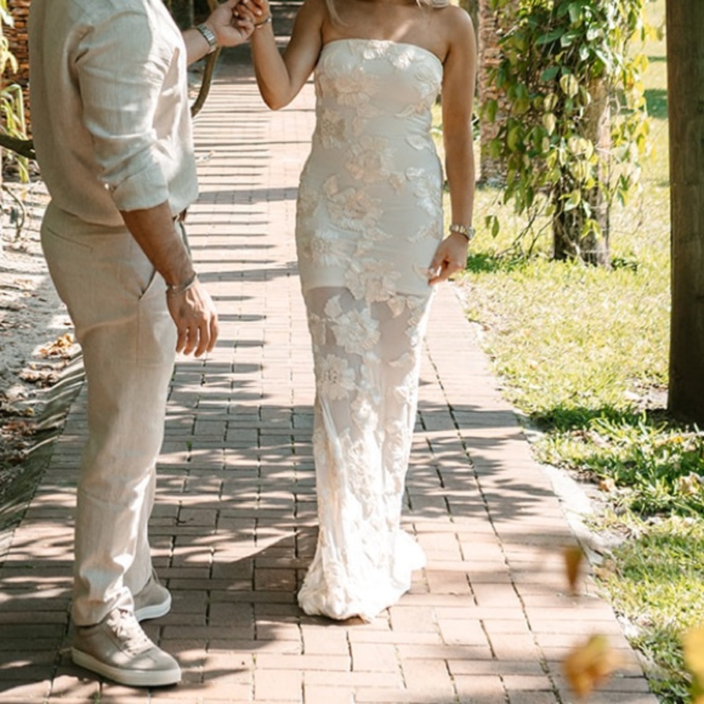 ROTATE Bridal Alberty floral-appliqué mesh gown